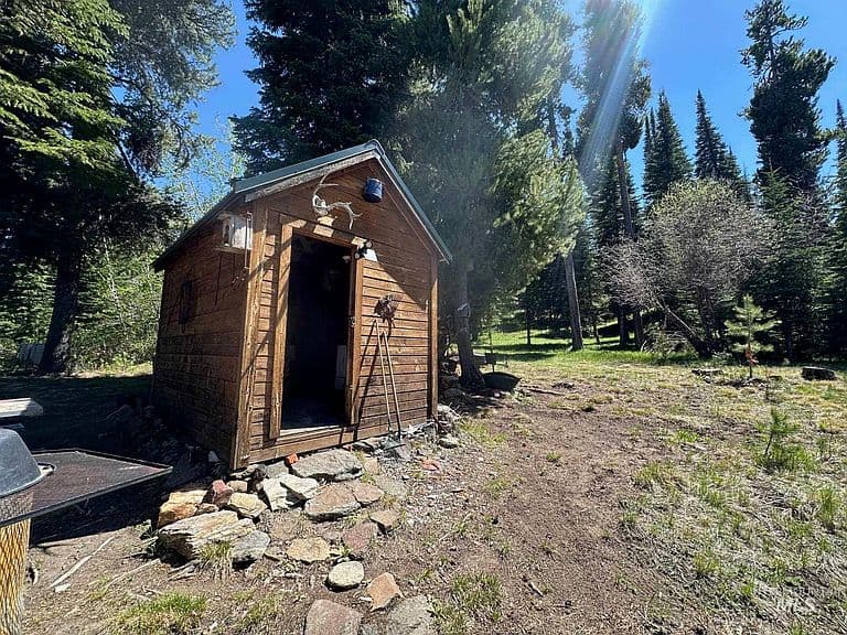 509 Deadline Rd Cabin 2 photo 3