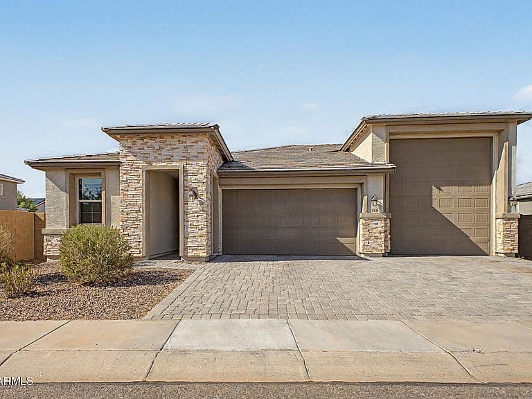 768 W PALO VERDE Drive photo 1