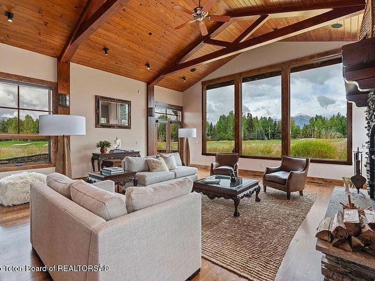 6240 N Prickly Pear Ln photo 3
