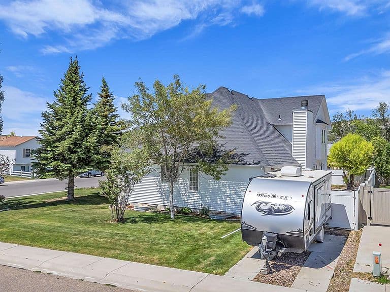 2507 Cripple Creek Dr photo 4