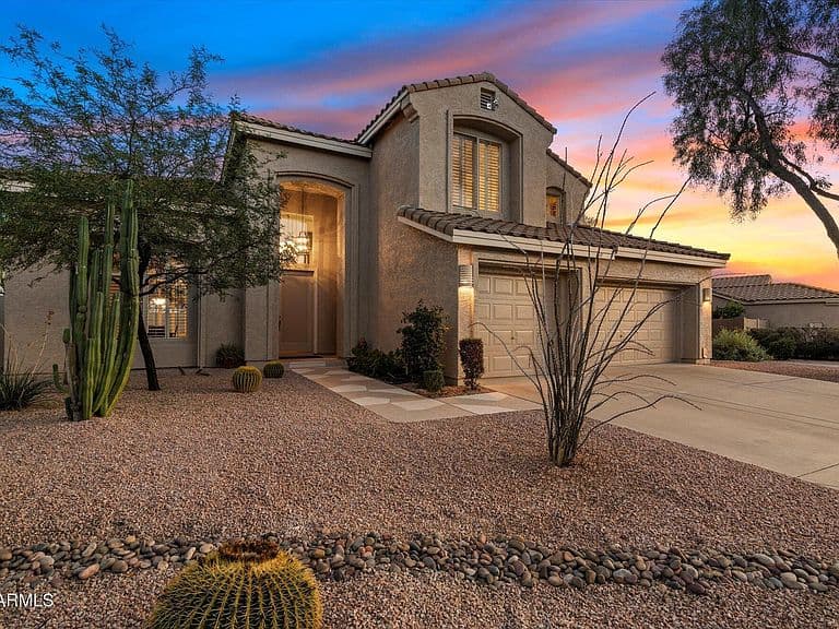 22005 N 43rd Pl photo 2