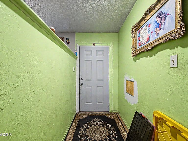 6014 W PINCHOT Avenue photo 5