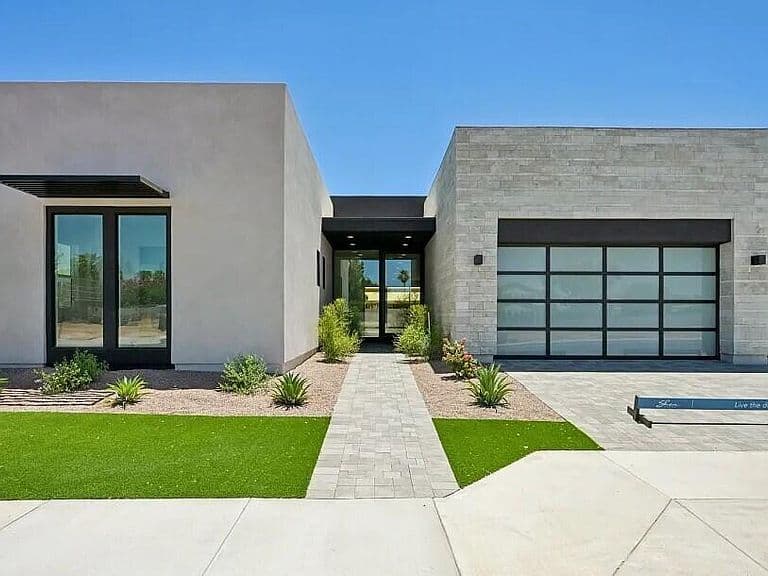 2371 E AQUARIUS Place photo 2