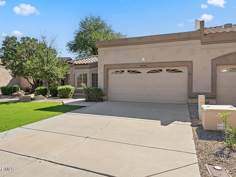 8333 W WESCOTT Drive photo 3