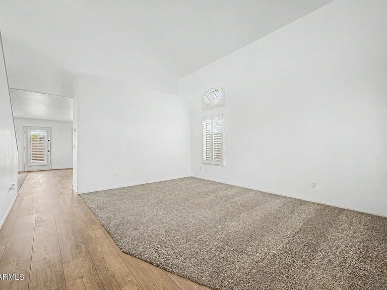 41421 W PRYOR Lane photo 4