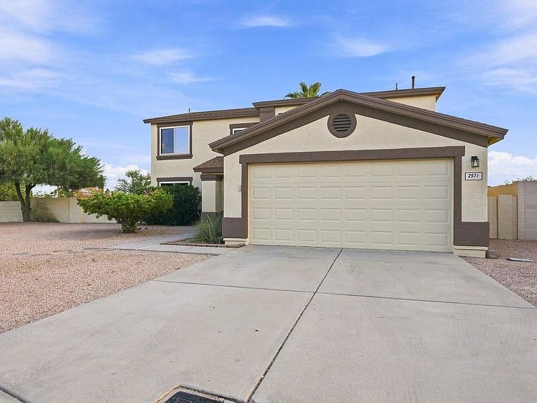 2571 W Calle Senor Manuel photo 3