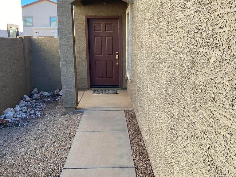 17645 W LUNDBERG Street photo 3