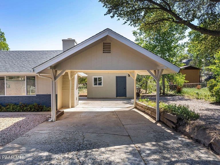 2009 Estrella Rd photo 5