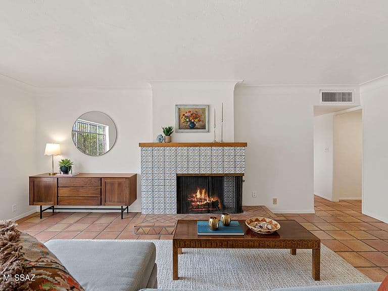 5526 E South Wilshire Dr photo 3