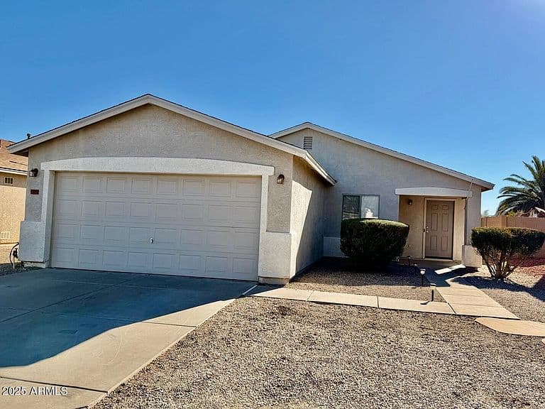 5989 E SUNRISE Circle photo 2