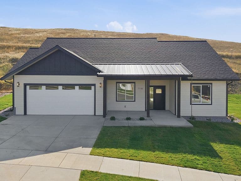 7118 Helenka Rose Dr photo 2