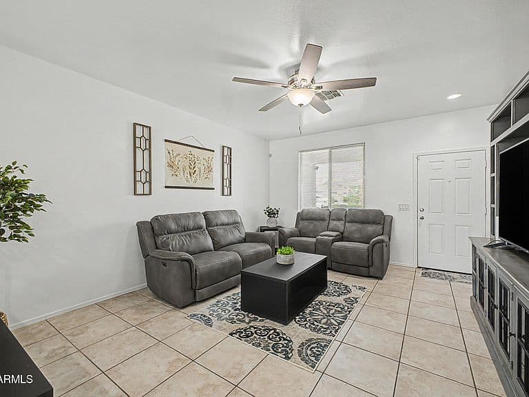 7355 W HUGHES Drive photo 4