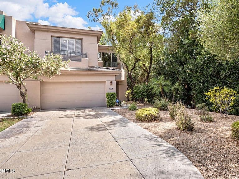 7249 E DEL ACERO Drive photo 5