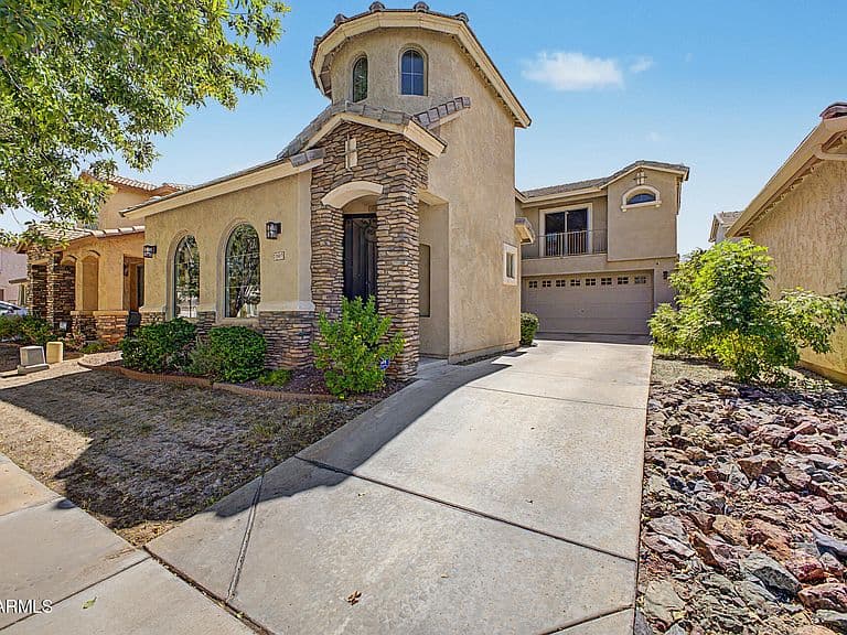 1807 E DUNBAR Drive photo 3