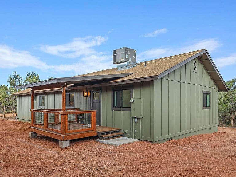 169 N Lees Way photo 2
