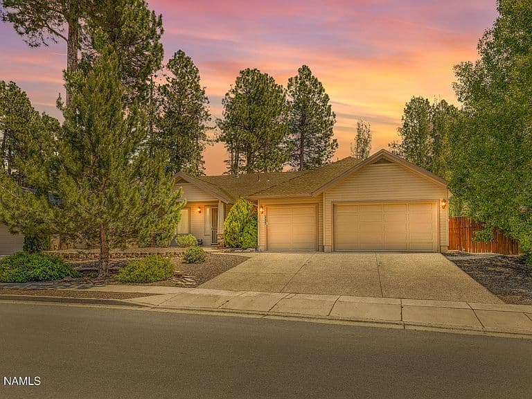 2334 S Highland Mesa Rd photo 2