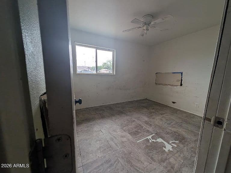 630 E MELROSE Drive photo 3