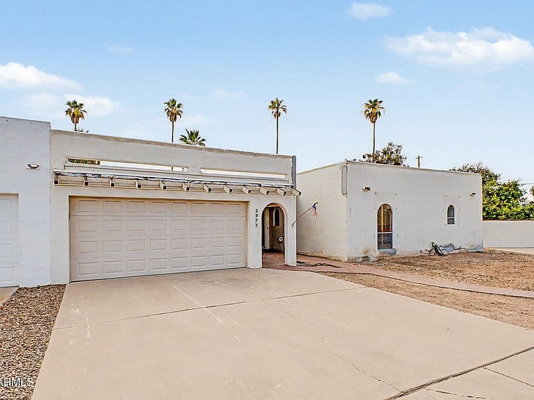 2071 E CAIRO Drive photo 2