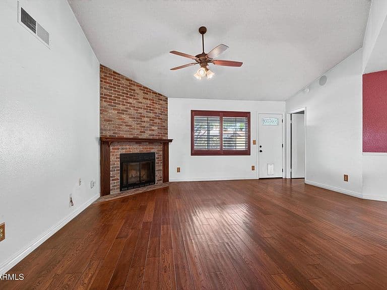 5022 E SHOMI Street photo 4