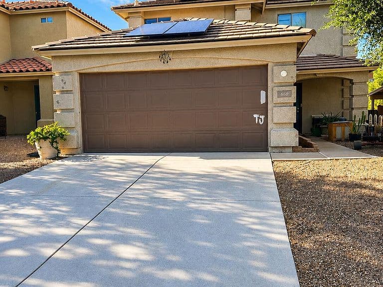 660 W Desert Blossom Dr photo 1