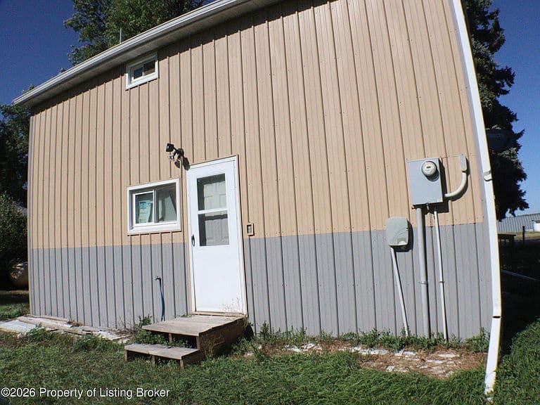 205 Highway 200 photo 4