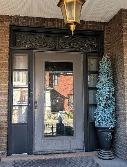 201 N Excelsior Ave photo 2