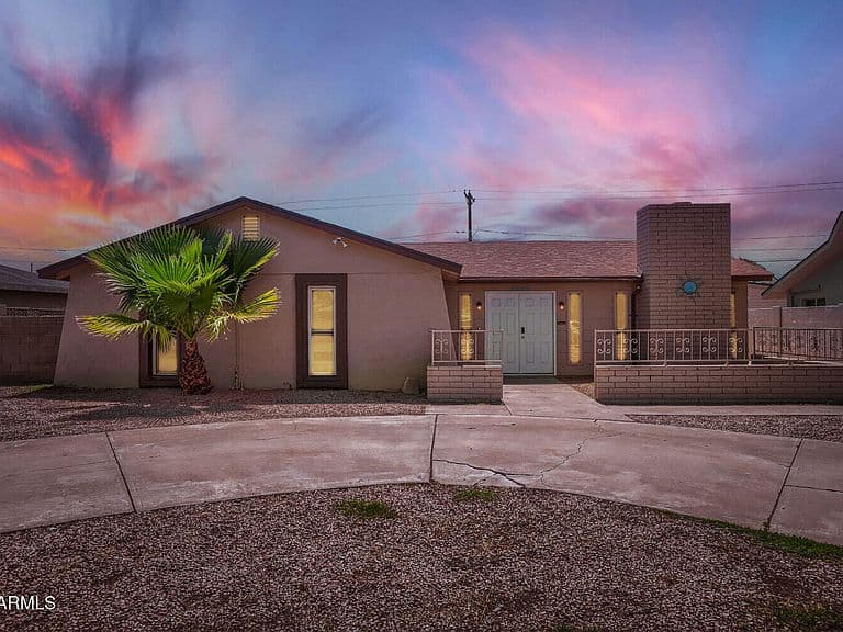 3205 W MARIPOSA Street photo 4