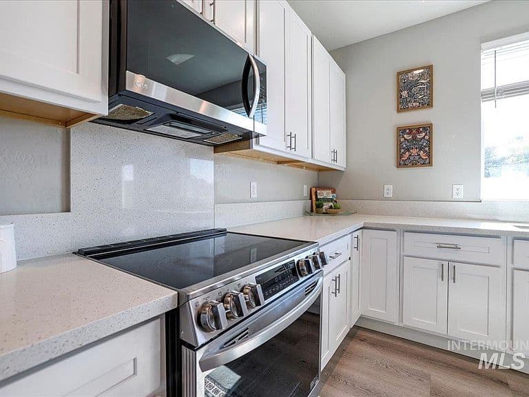 837 Trout Creek Way photo 4