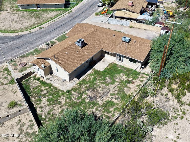 210 W VICTORIA Circle photo 4
