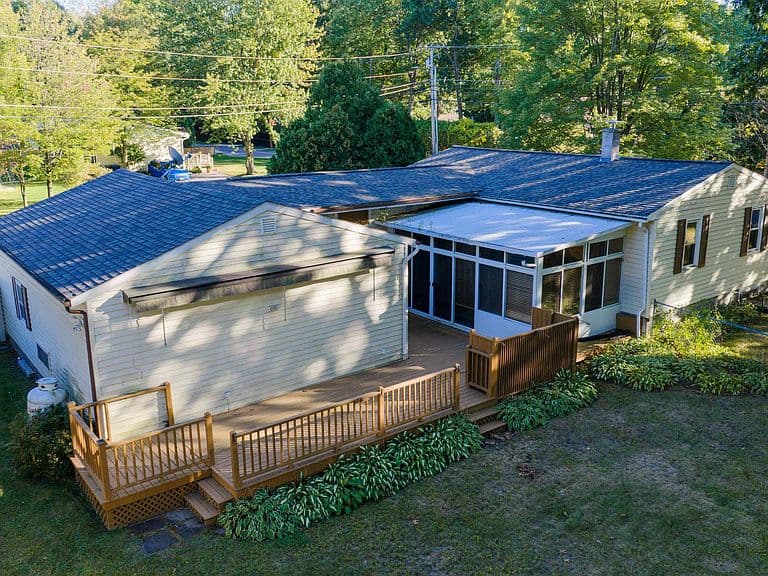 800 Porters Point Road photo 2