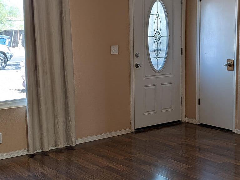 516 N KING Street photo 2