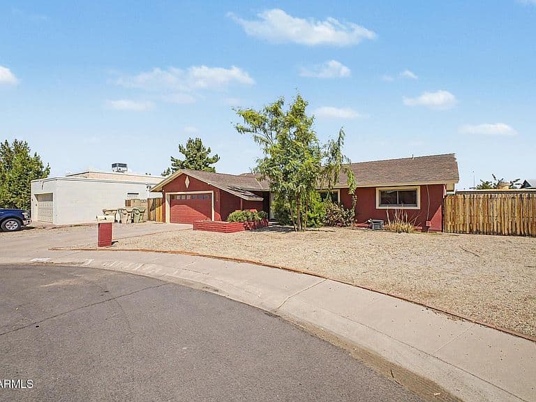 4834 W KALER Circle photo 2