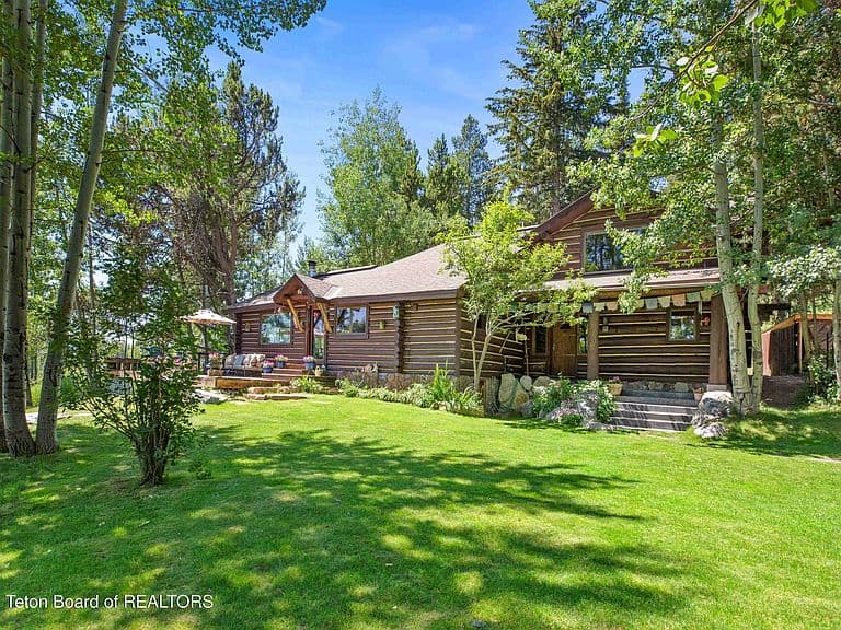 2945 N Hunt Ln photo 2