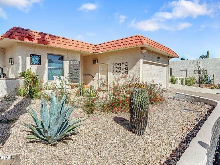 18650 E RIO Lane photo 1