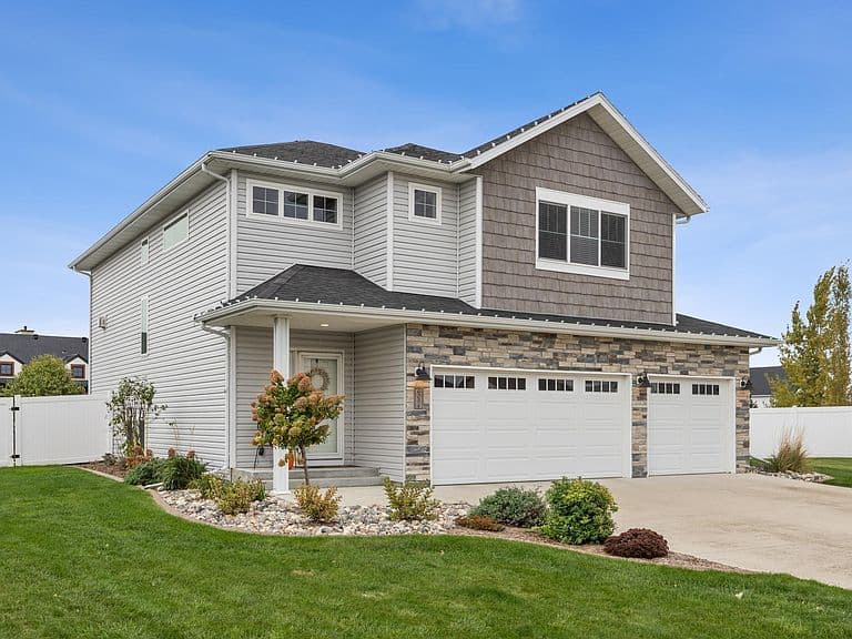 6054 Autumn Dr S photo 2