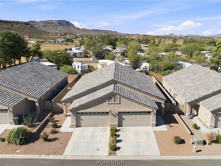 793 Pala Mesa Drive photo 2