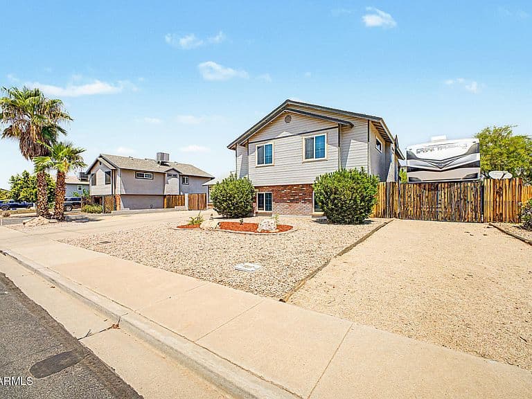 6730 E JUNIPER Street photo 5