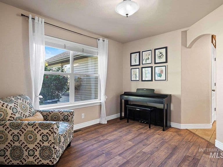 2662 Joshua Way photo 5