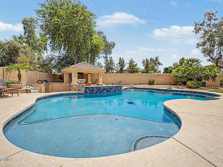 4611 S AMBROSIA Court photo 3