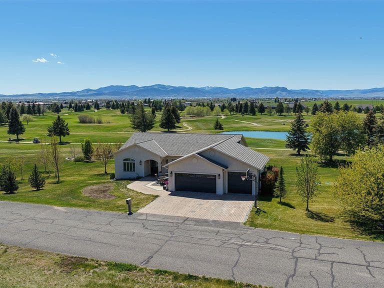 4156 Fox Ridge Dr photo 3