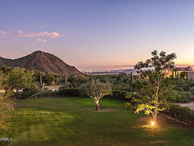 10001 E PINNACLE PEAK Road photo 3