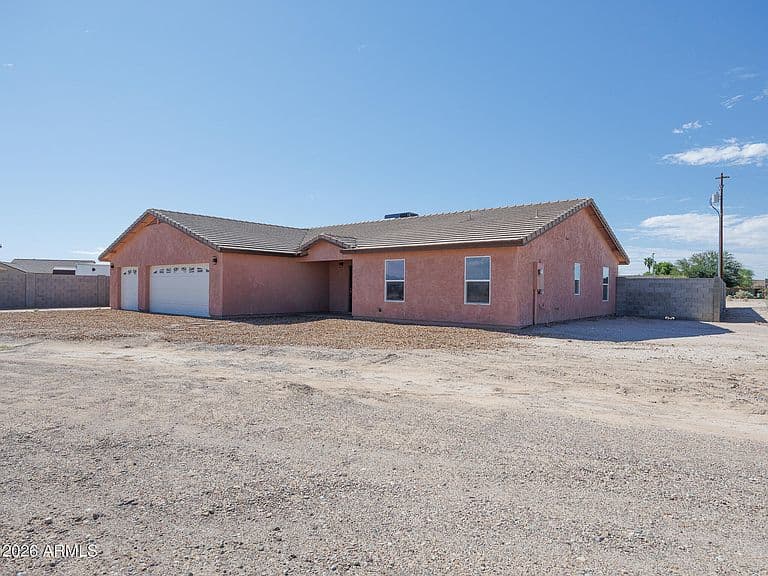 3840 N GARCES Circle photo 4