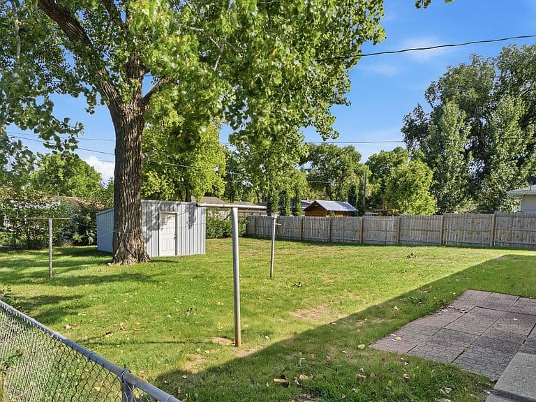 508 S Juanita St photo 3