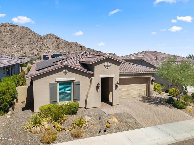 21242 W HILLCREST Boulevard photo 1