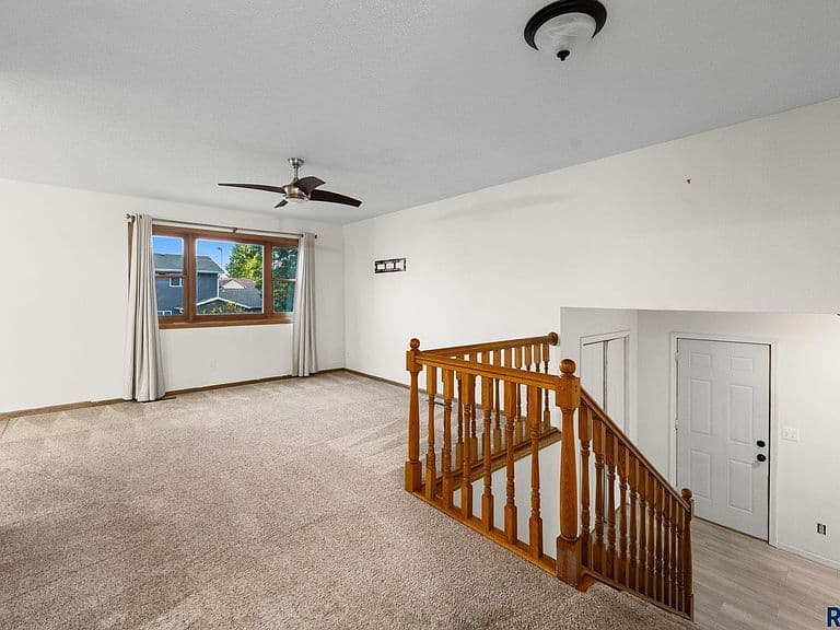 1108 E Dove Trl photo 3