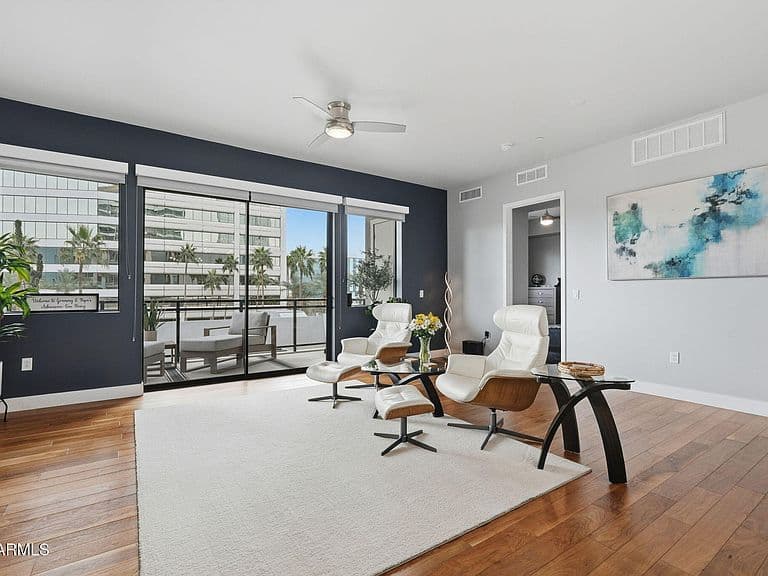 3131 N Central Ave #4007 photo 3