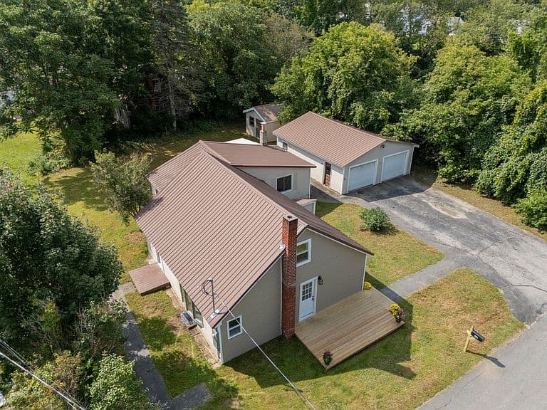 13 Fairbanks Road photo 4