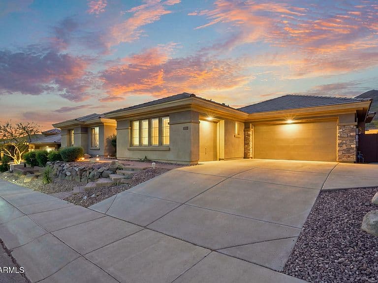 2538 W SHINNECOCK Way photo 4