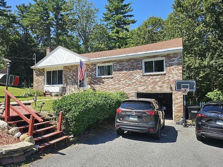 13 Acer Heights Road photo 1