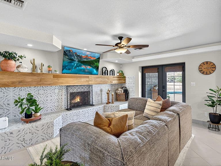 4946 W CREEDANCE Boulevard photo 5